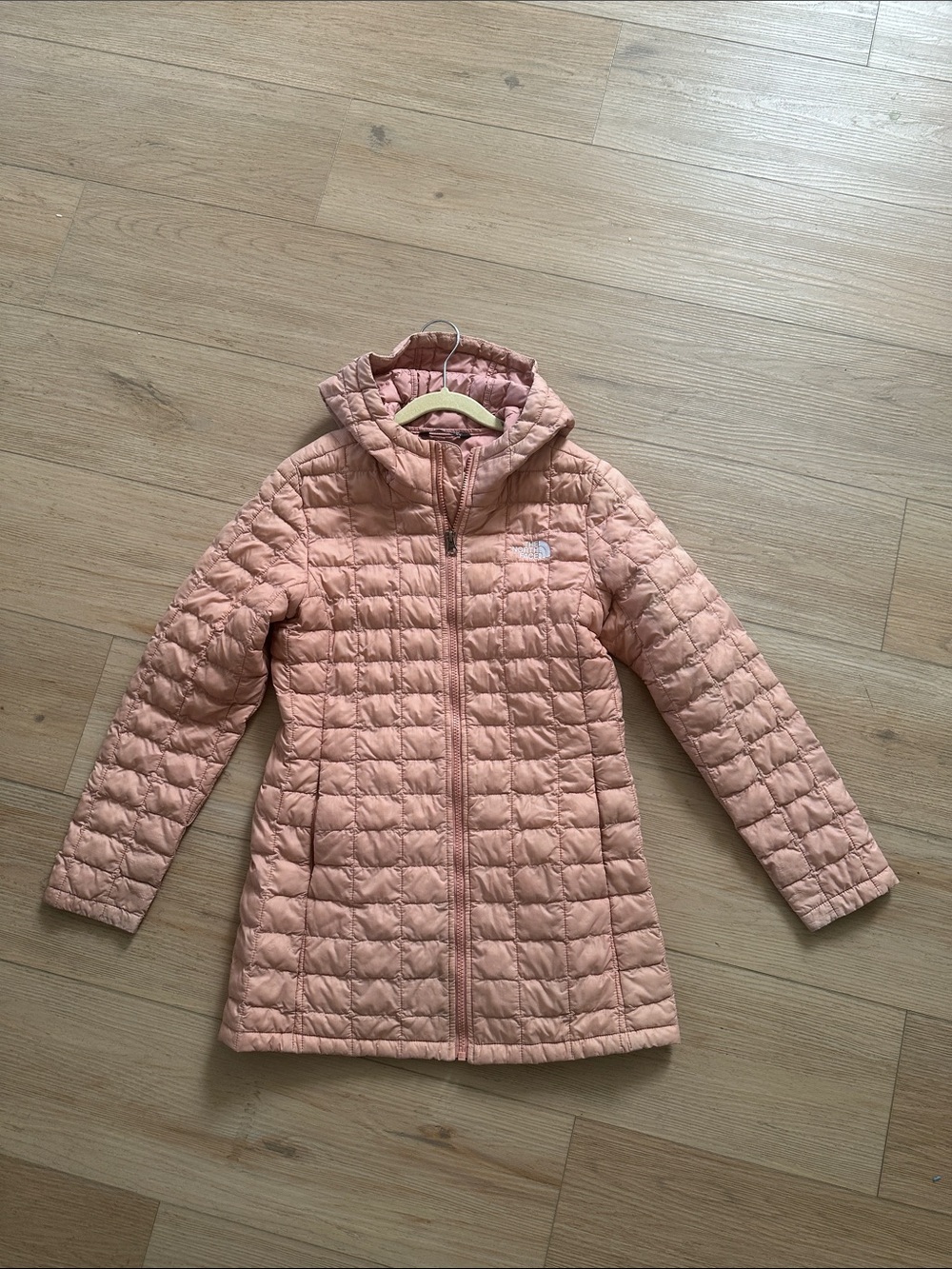 The North Face Peach Quilted Hooded Girls' Puffer Jacket